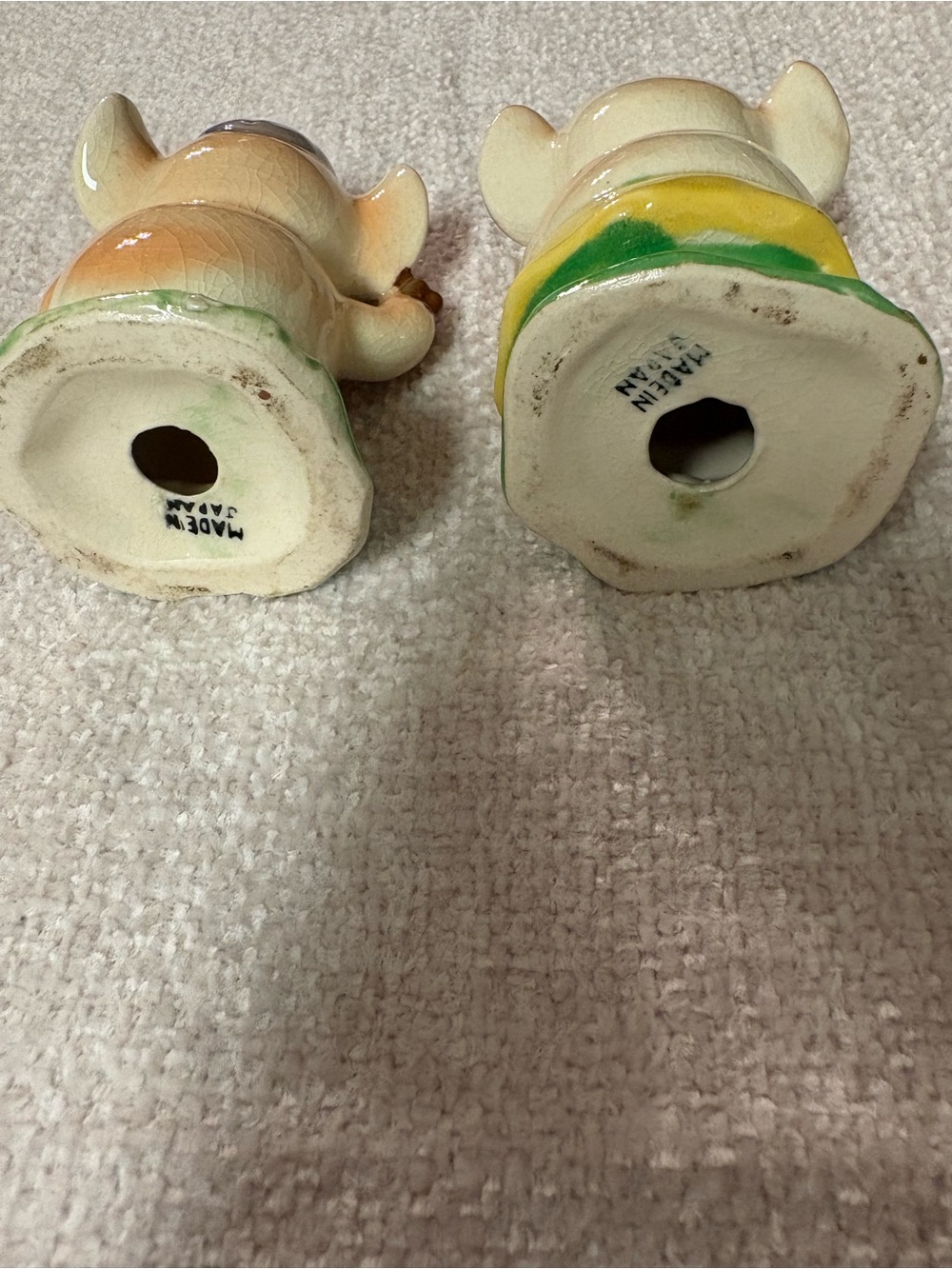 Set of Made in Japan Ceramic small pigs decor. - Picture 5 of 11